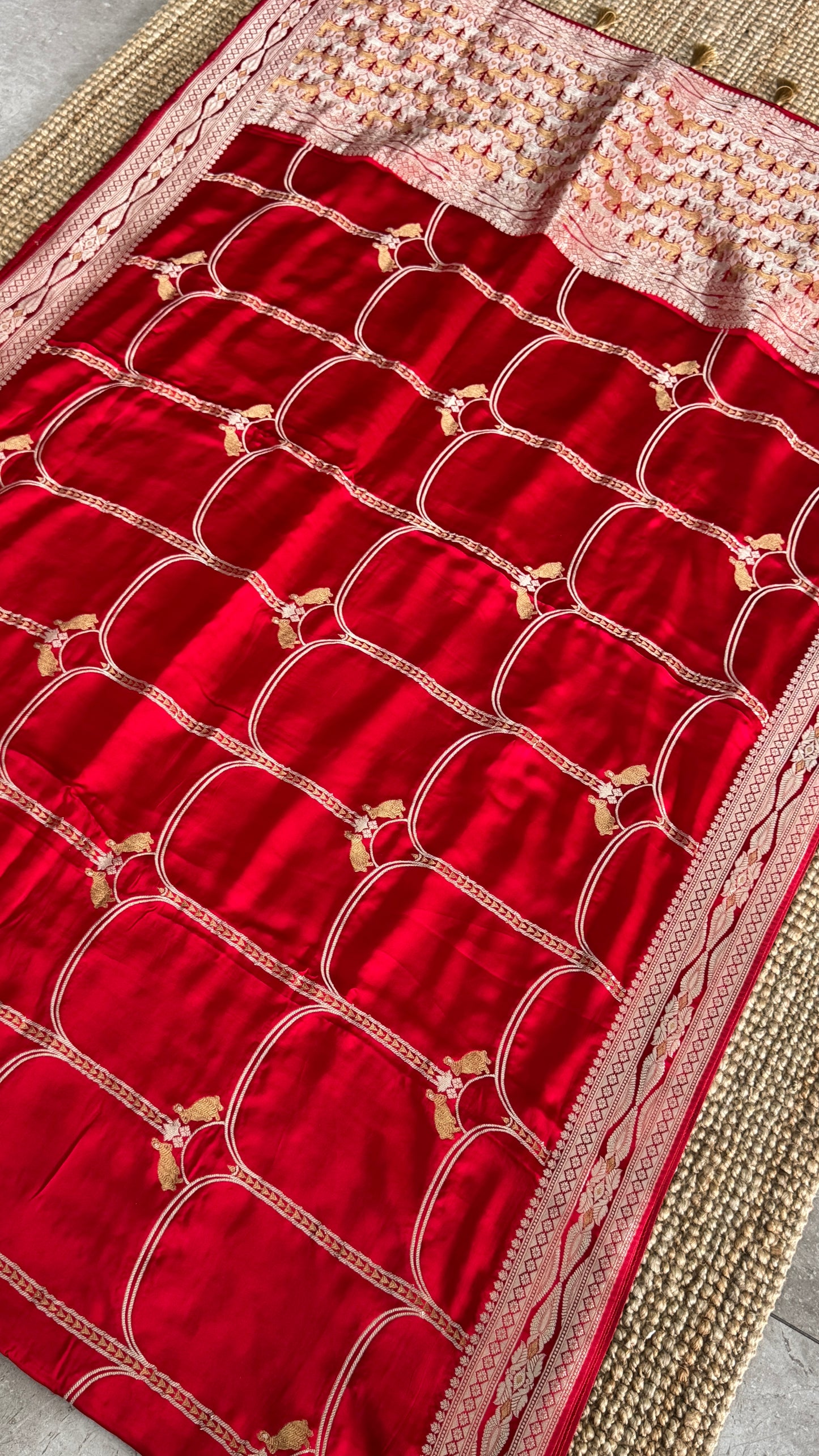 Pure Mashru Satin Silk Banarasi Saree in Crimson Red