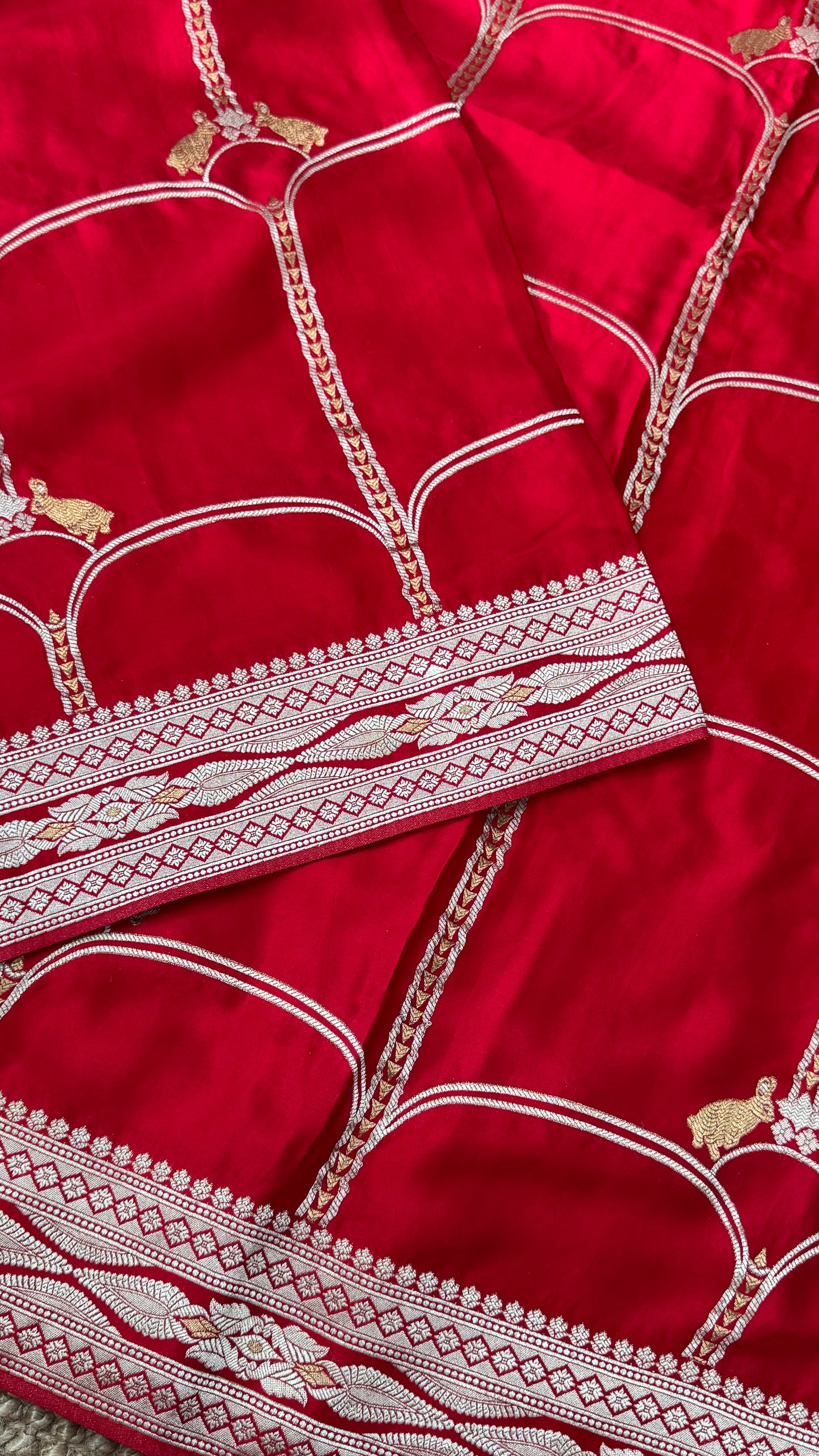 Pure Mashru Satin Silk Banarasi Saree in Crimson Red