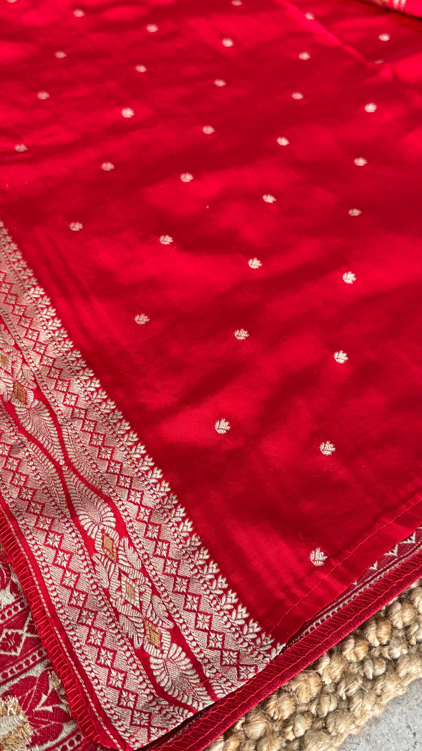 Pure Mashru Satin Silk Banarasi Saree in Crimson Red