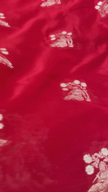 Chinon Crepe Sarees – Graceful, Lightweight & Perfectly Elegant – RED