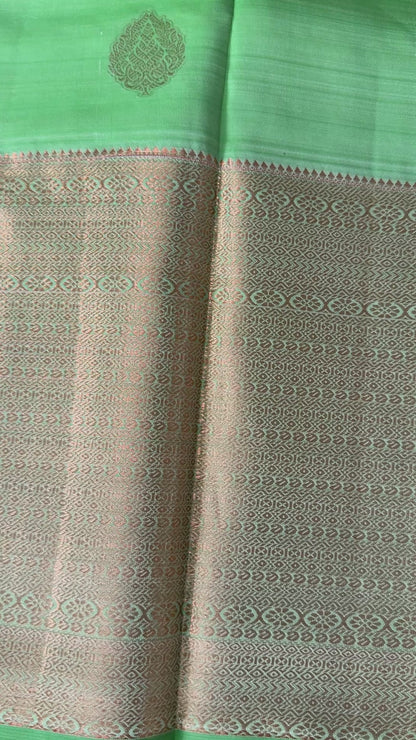 Pure Handloom Kanchivaram Silk Saree with Silver Zari Motifs and Double-Sided Border - Green