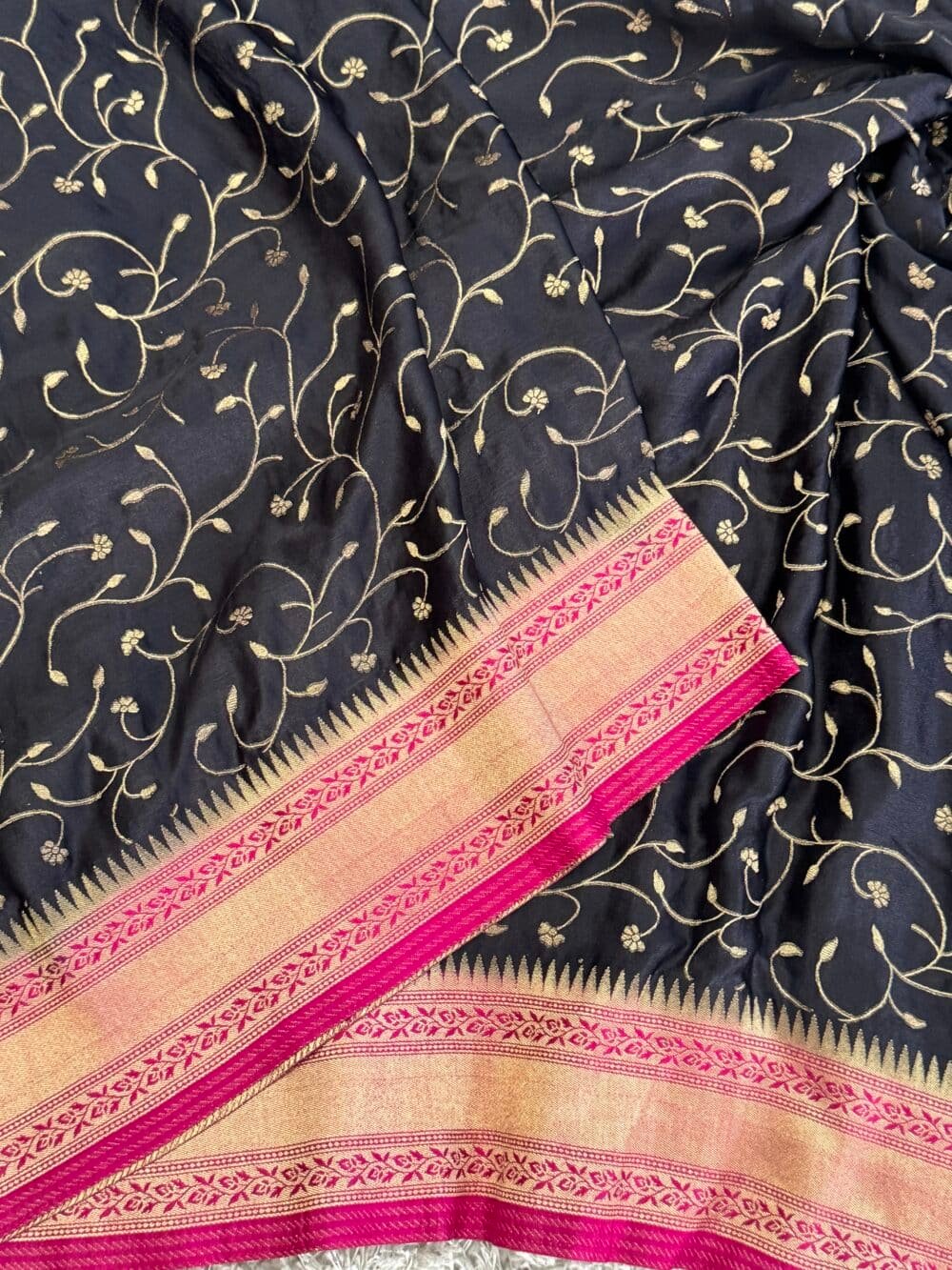 Pure Satin Silk Banarasi Saree - Black and Hot Pink - Image 10