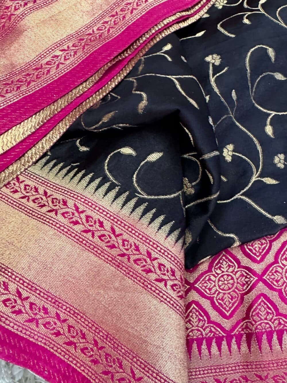 Pure Satin Silk Banarasi Saree - Black and Hot Pink - Image 5