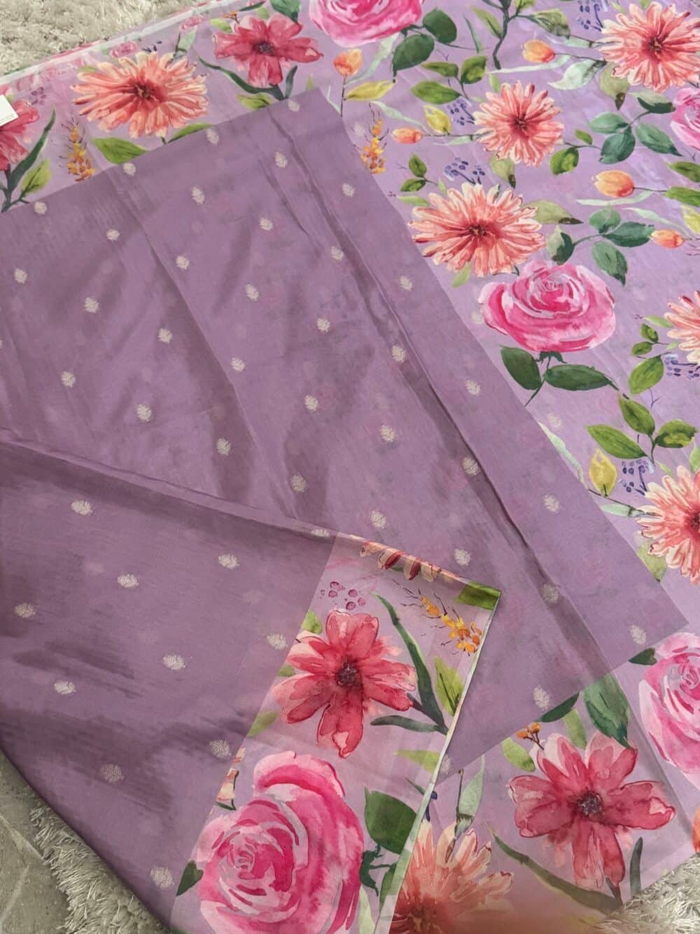 Pure Crepe silk saree - Lavender- Floral - Image 6