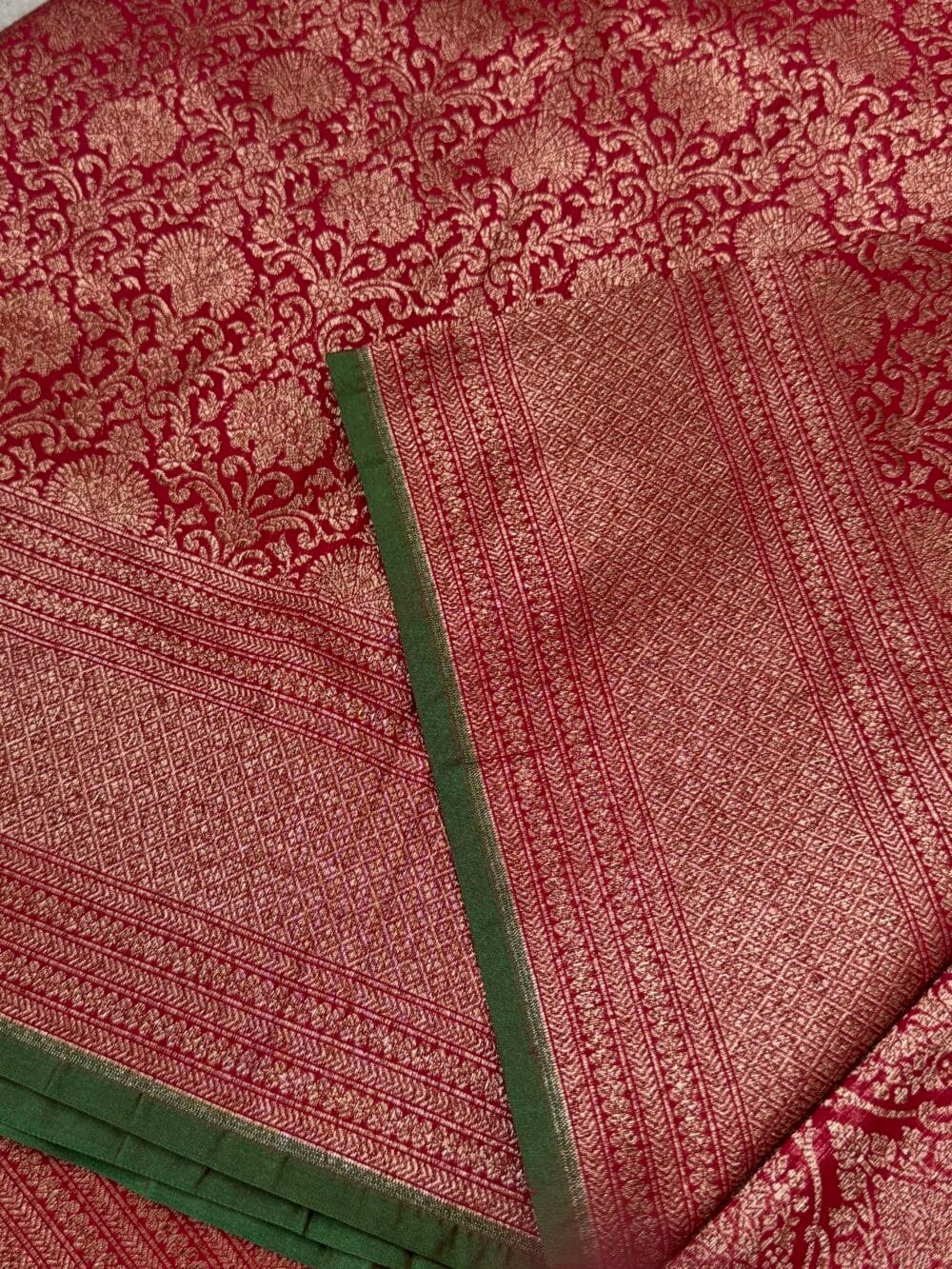 Pure Handloom Banarasi silk saree - Maroon - Image 7