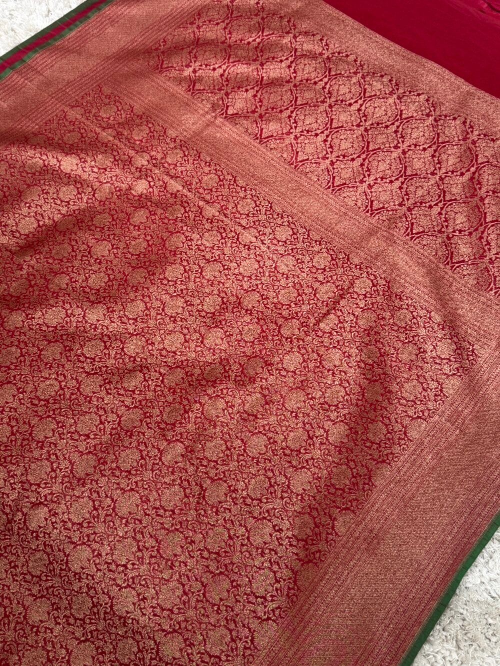 Pure Handloom Banarasi silk saree - Maroon - Image 6