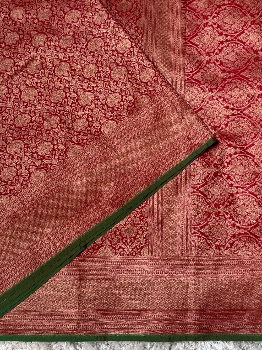 Pure Handloom Banarasi silk saree - Maroon - Image 2