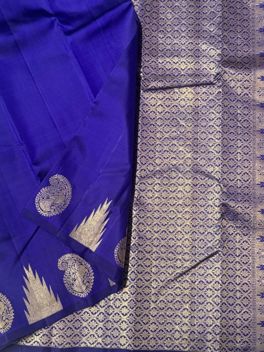 KANJIVARAM PURE SILK SAREE - Temple Border in Royal Blue