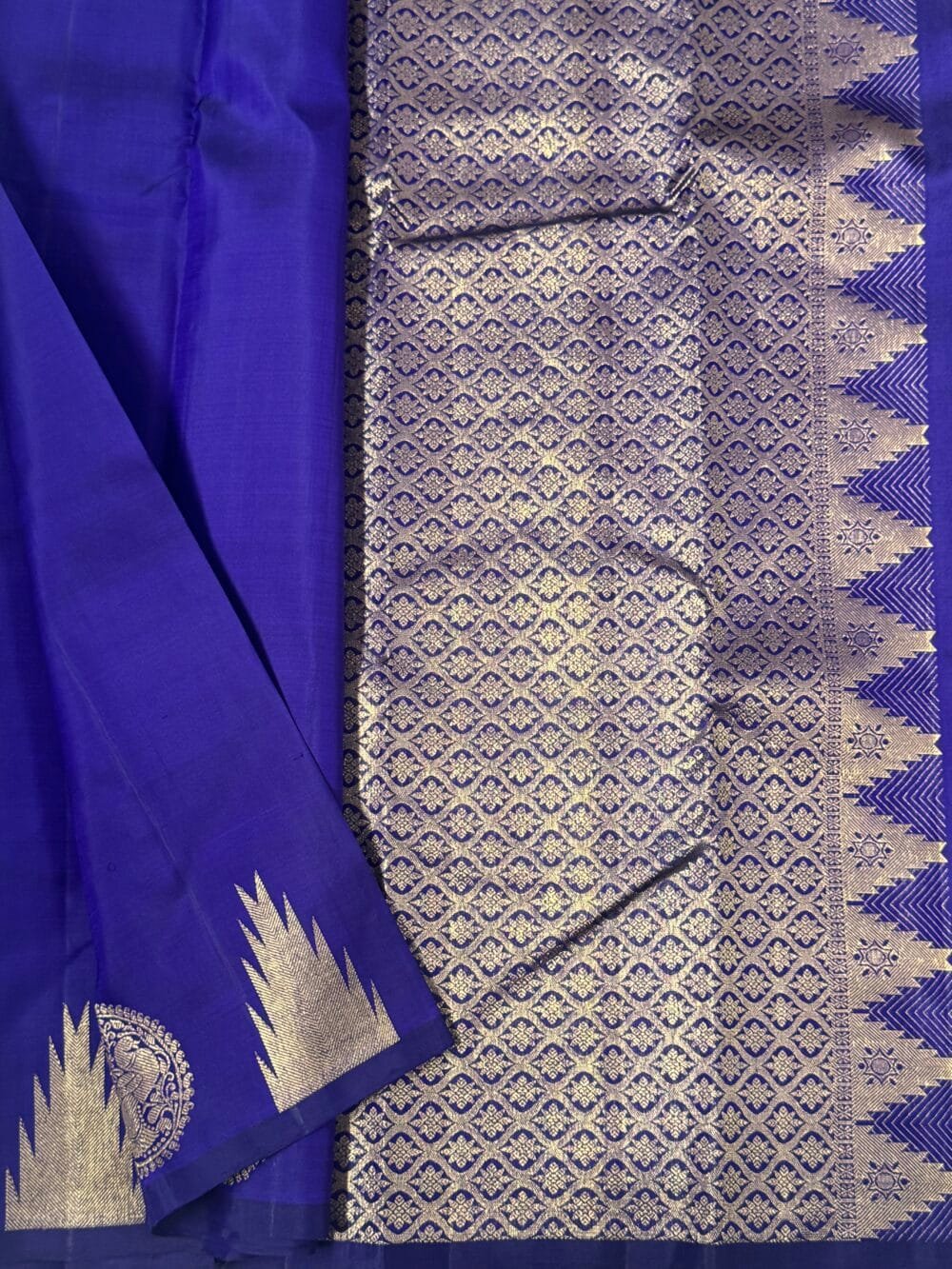 KANJIVARAM PURE SILK SAREE - Temple Border in Royal Blue - Image 2