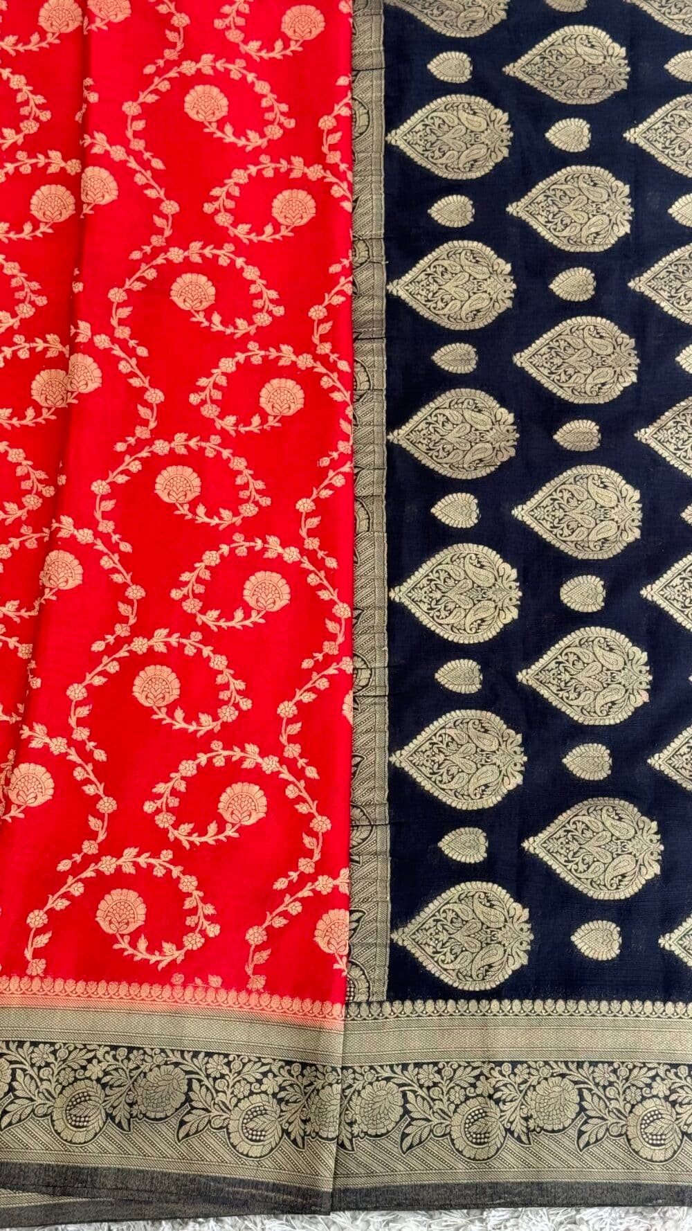 Pure Georgette Crepe Silk Banarasi Saree - Red with Black Border