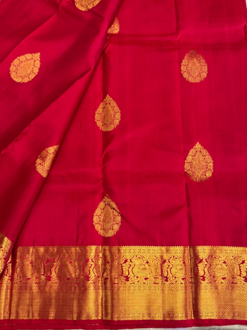 KANJIVARAM PURE SILK SAREE in DEEP RED - Image 3