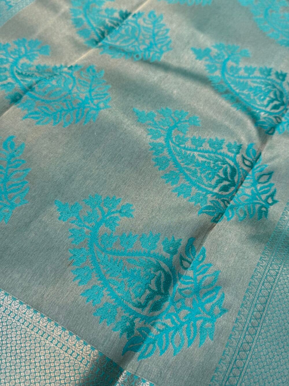 KANJIVARAM PURE Brocade SILK SAREE in Ice Blue - Image 12