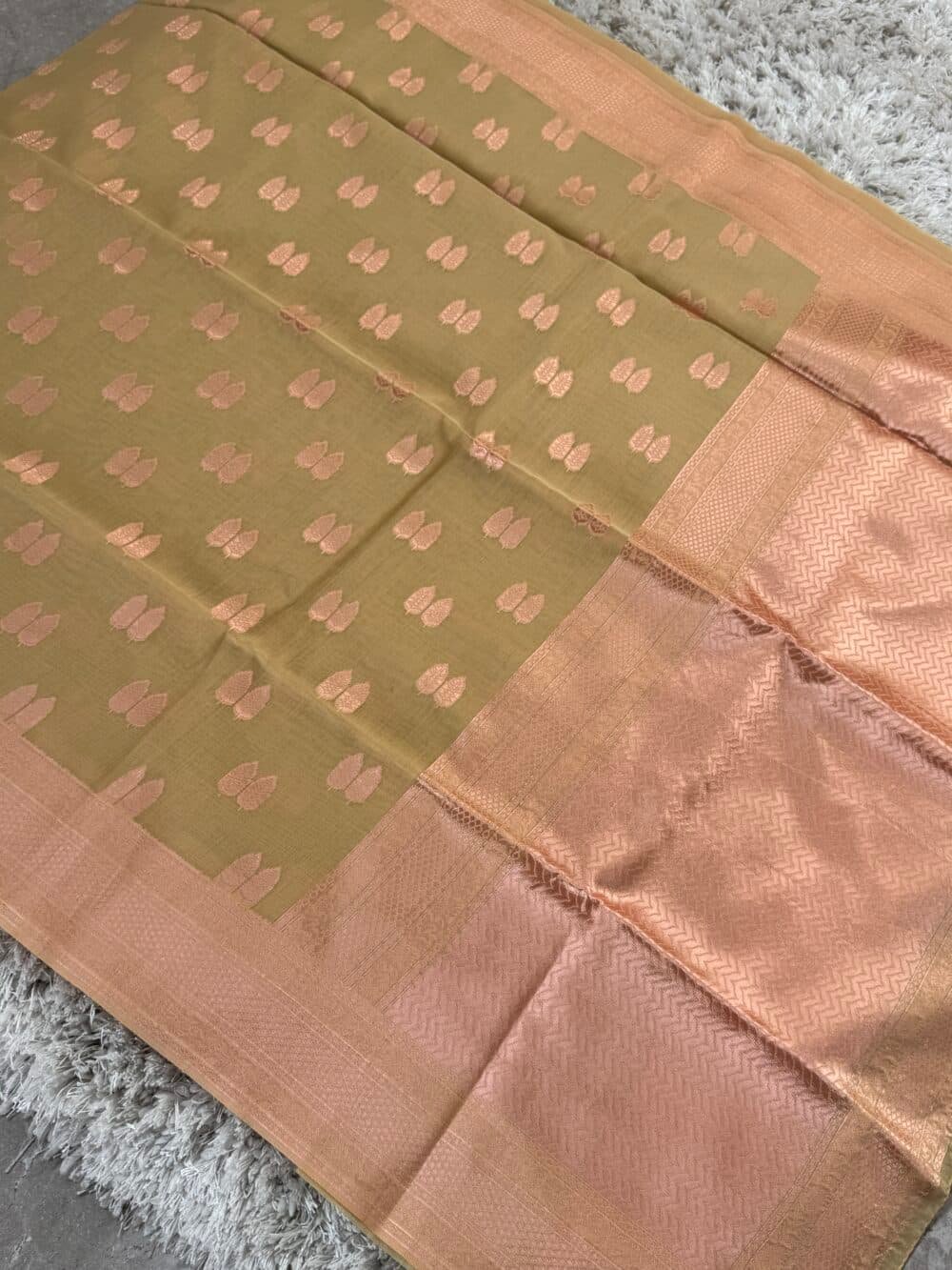Cotton Silk Saree - Sage green with Rose gold Zari - Image 3